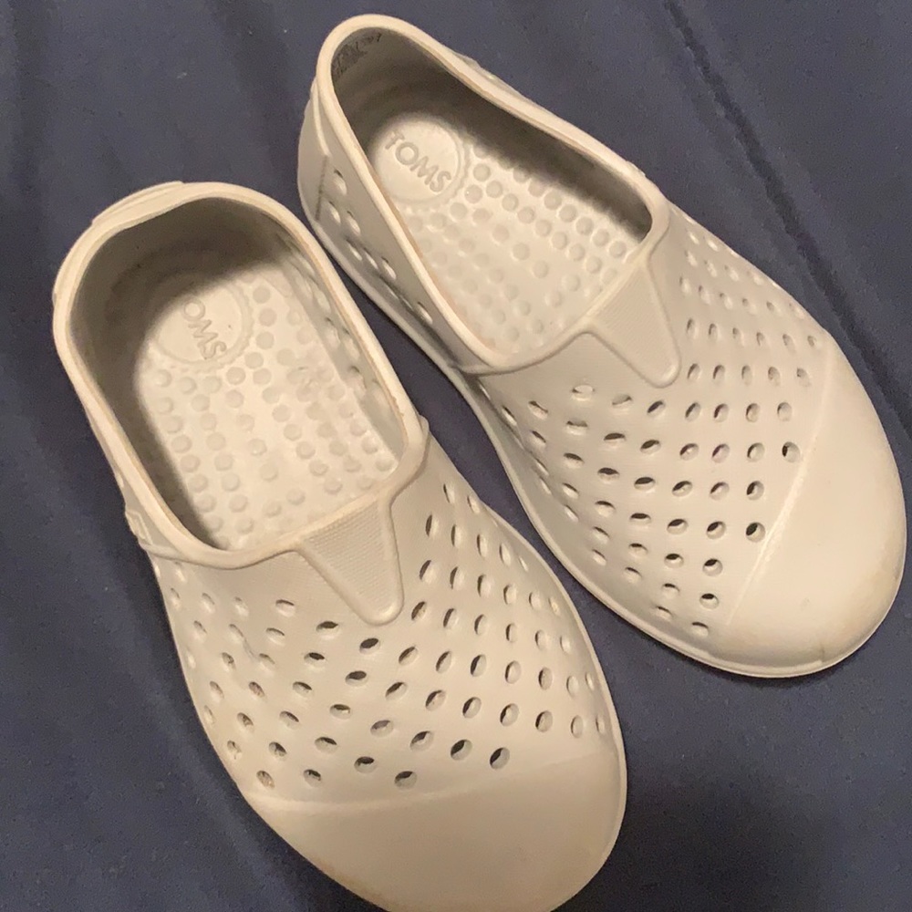 Toddlers Toms